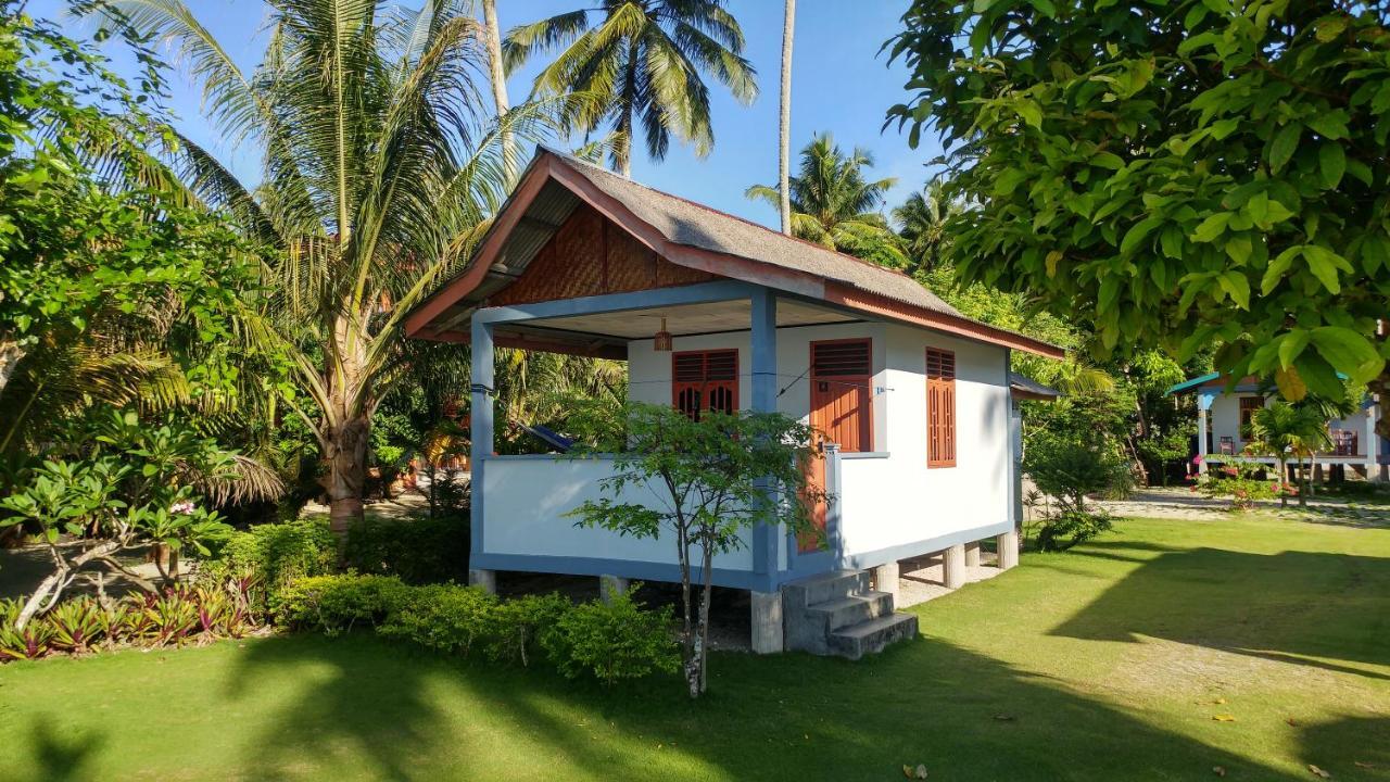 New Raya - Nias Beach Bungalows Lagudri Dış mekan fotoğraf